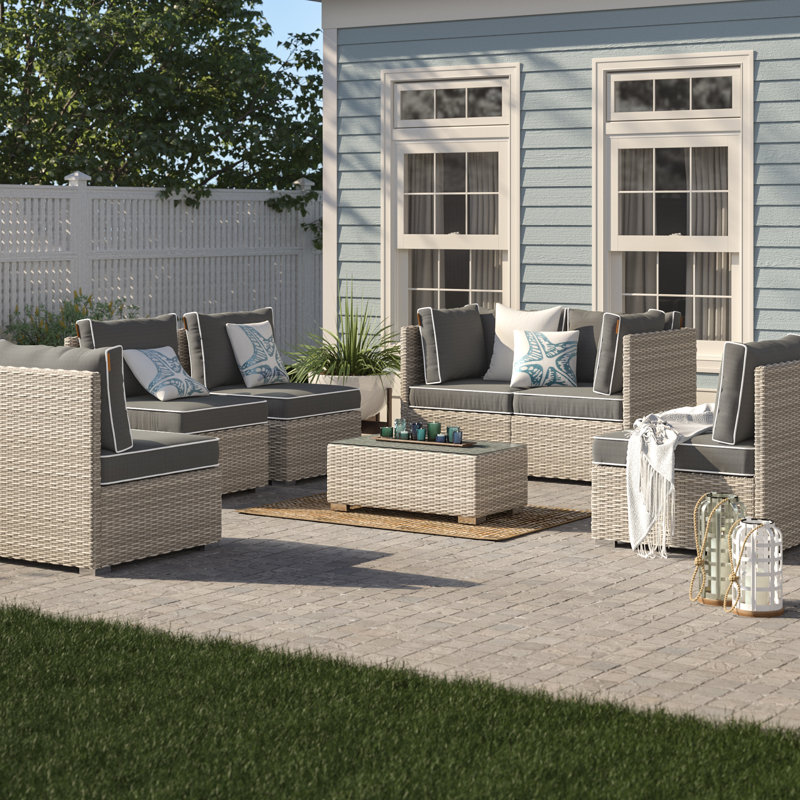 Highland Dunes Heinrich Wicker/Rattan 6 Person Seating Group with